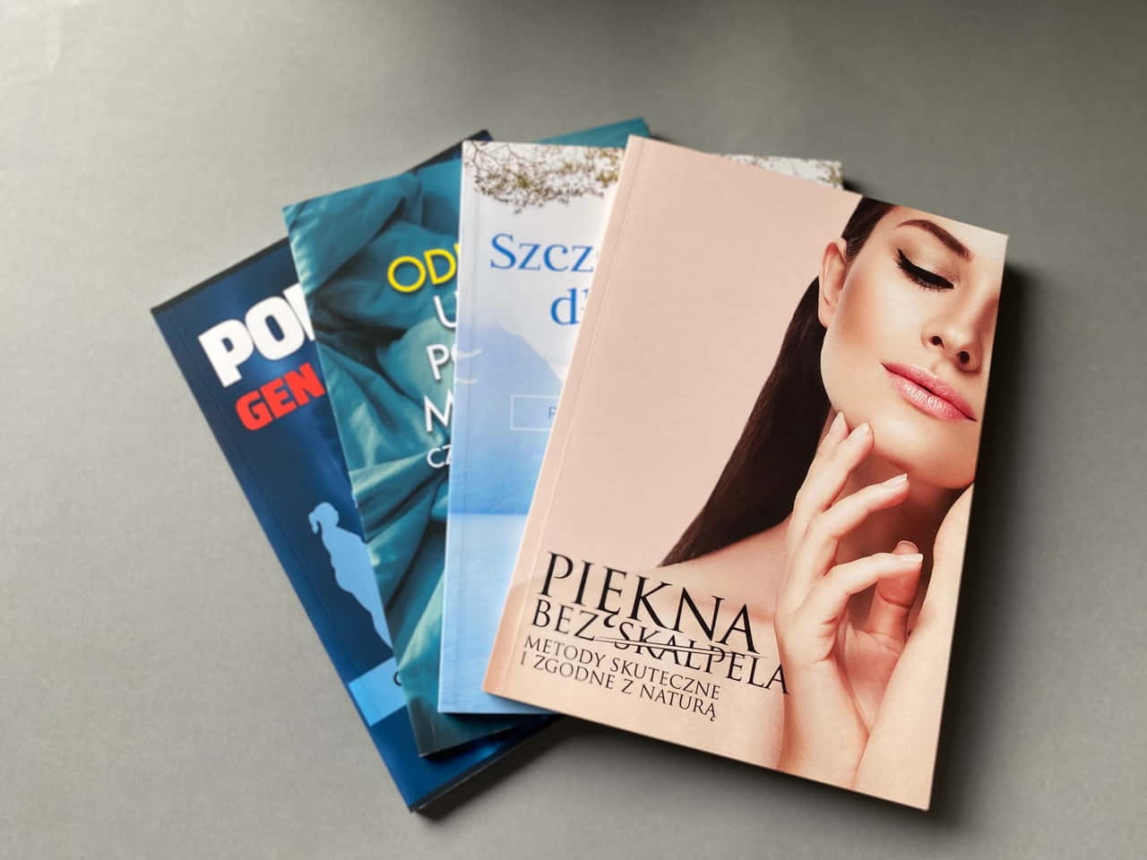 Soft cover books Poland high quality low cost offset printed fsc manufacturer AQRAT